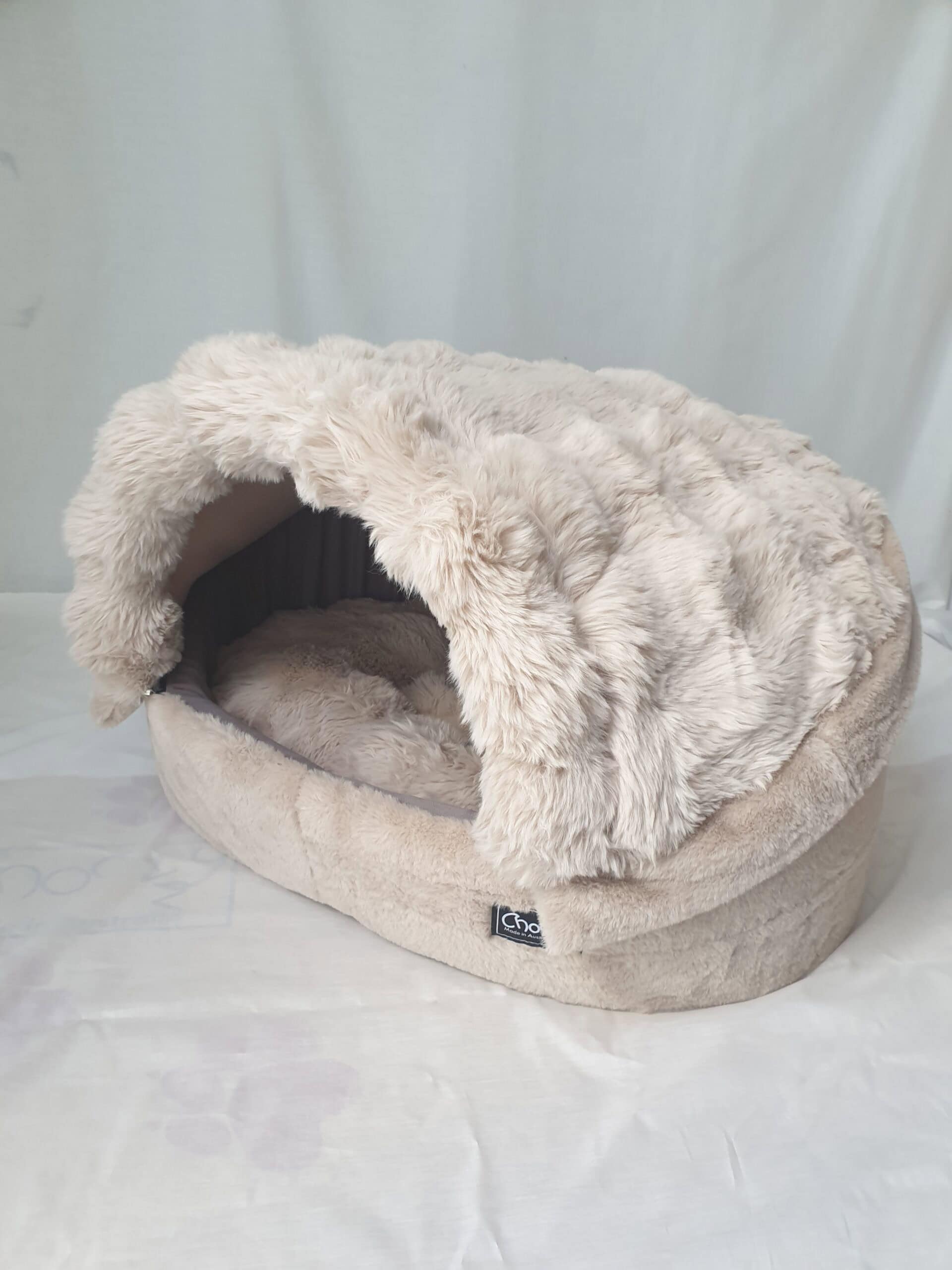 Soft camel plush fabric dog bed interior